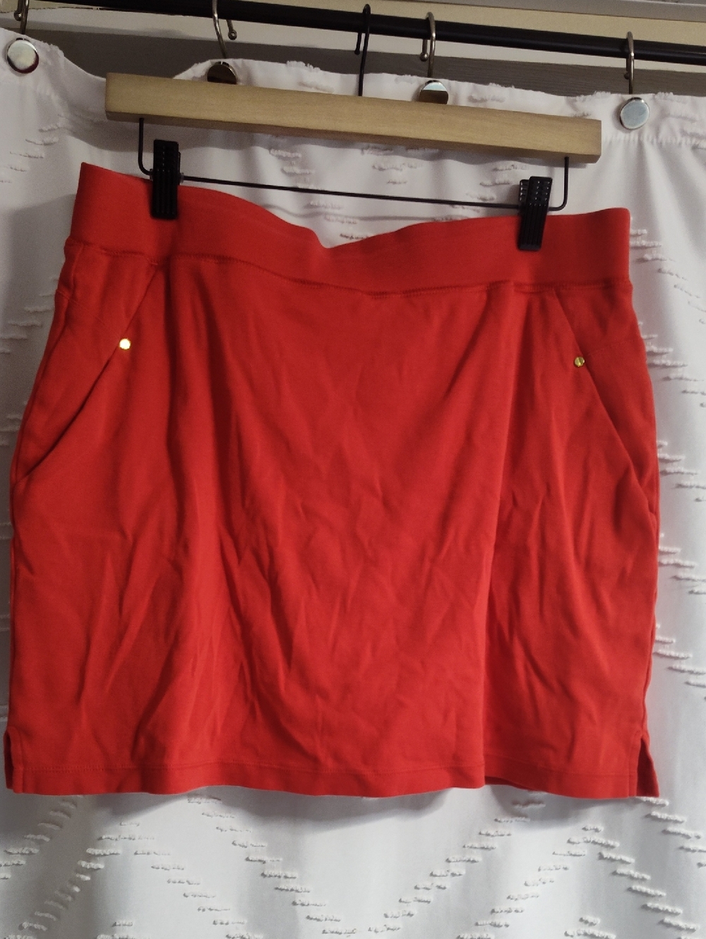 Jones New York Red Mini Skort with Gold-Tone Accents